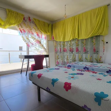 En Pla Roig Feriehus *