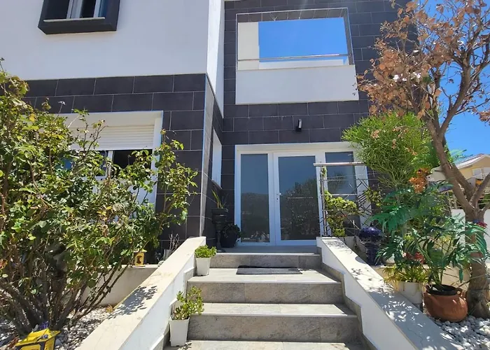 Holiday home En Pla Roig