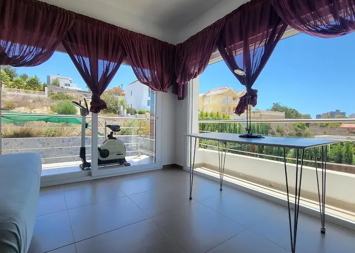 En Pla Roig Holiday home